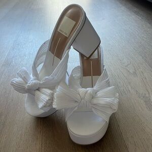 NEW Dolce Vita Blare Heels